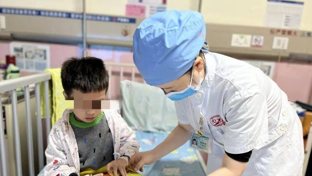 应对儿科患者增加，广州多家医院增加医生排班放号
